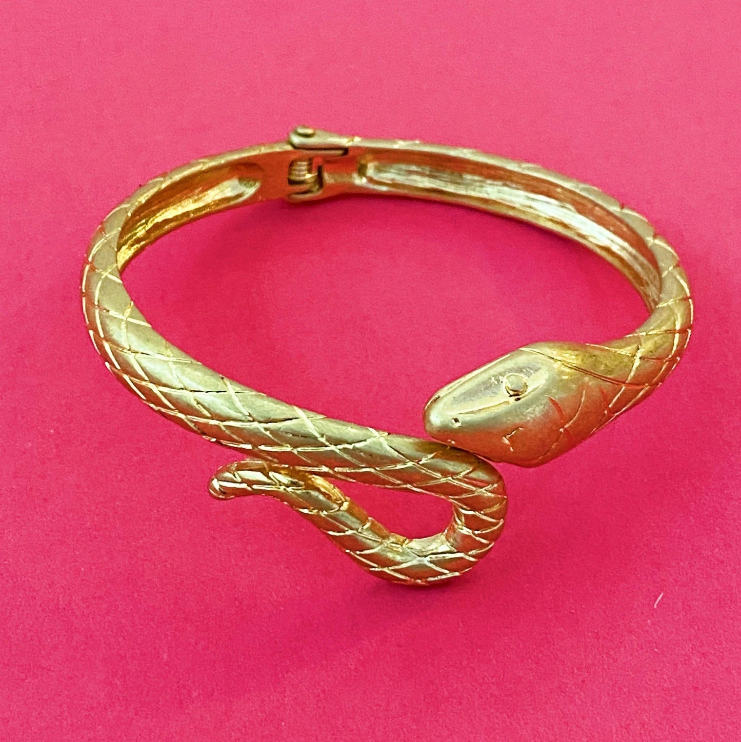 Serpent Queen Cuff, Gold